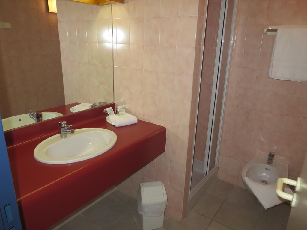 N'Atura Hotel Aire-sur-l'Adour Exterior photo