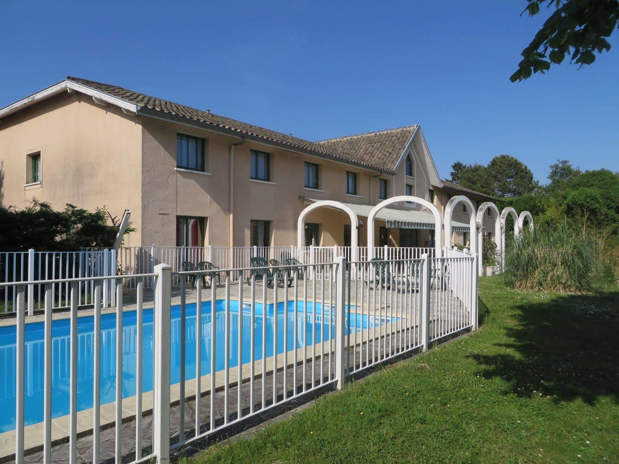 N'Atura Hotel Aire-sur-l'Adour Exterior photo
